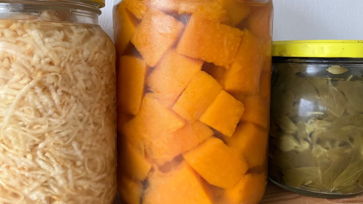 Część dyni w occie można przerobić na pyszny sosik