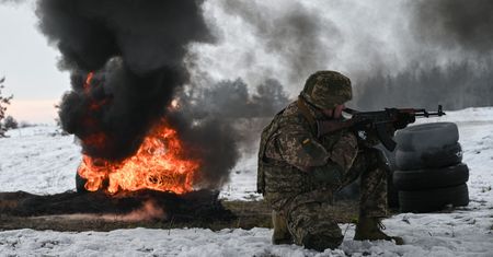 Decyzja ws. ATACMS. "Biden pomiędzy wierszami przekazuje sygnały"