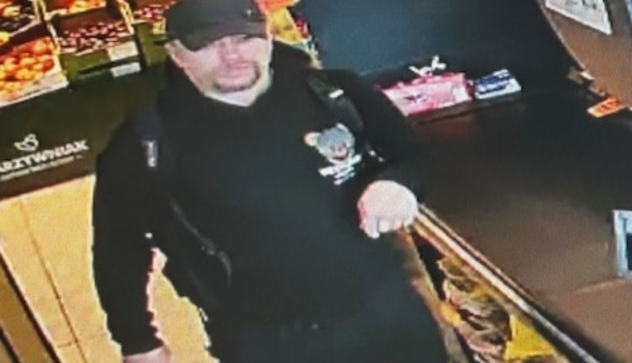 Przyłapany w Biedronce. Każdy się dowie, co robił