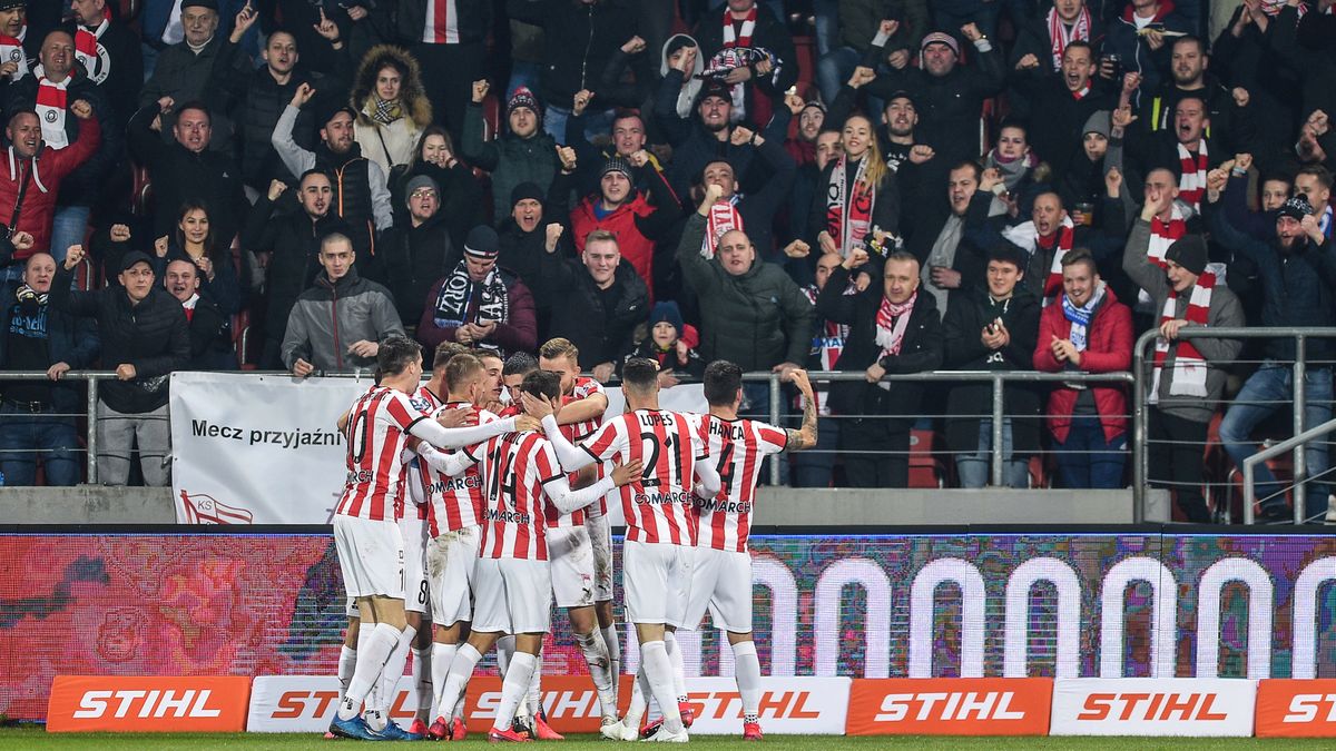 Newspix / Rafał Rusek / Na zdjęciu: piłkarze Cracovii