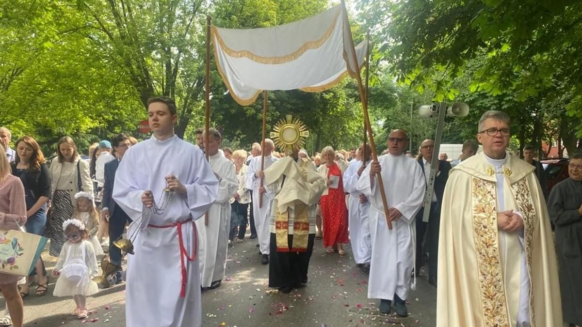 Procesja Bożego Ciała w Parafii pw. św. Andrzeja Boboli w Lublinie