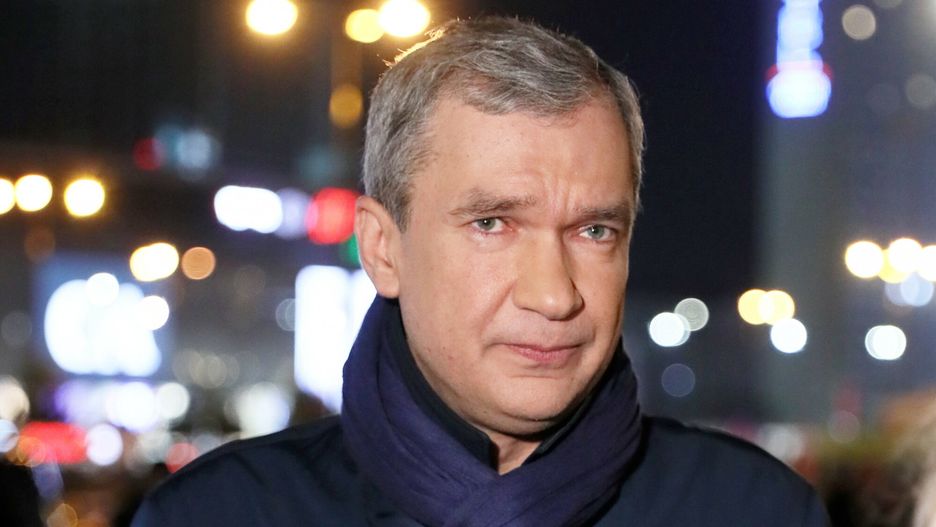 Na PKiN akcja Uwolni? Andrzeja PoczobutaFot. Piotr Molecki/East News, Warszawa, 25.09.2021. Uwolnic Andrzeja Poczobuta - animacja na PKiN i spotkanie wyrazajace solidarnosc z uwiezionym dzialaczem.
N/z: Pawe? Latuszka, byly ambasador BialorusiPiotr Molecki