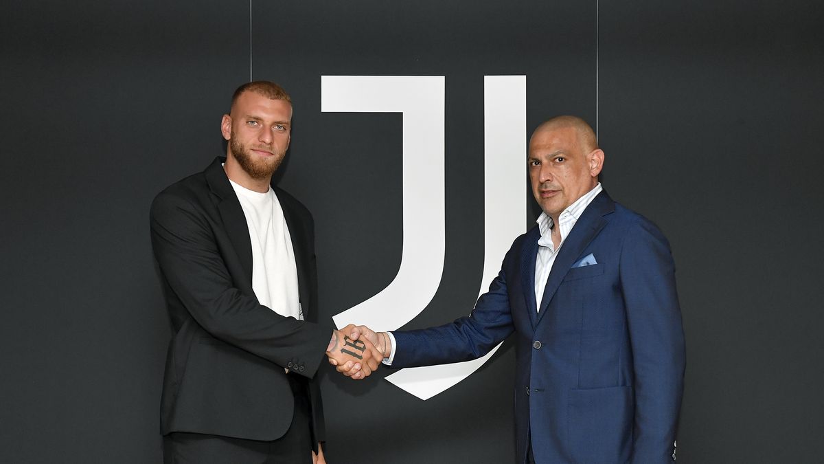 Getty Images / Filippo Alfero/Juventus FC / Na zdjęciu: Michele Di Gregorio i Giuseppe Pompilio