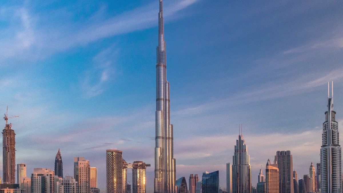 Burj Khalifa to jedna z największych atrakcji Dubaju