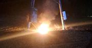 Daszyna: Chwile grozy w gminie. Ogień pod słupem energetycznym w środku nocy