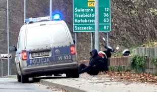 Skuterzystę zatrzymał idący obok mężczyzna. Od razu zadzwonił na policję