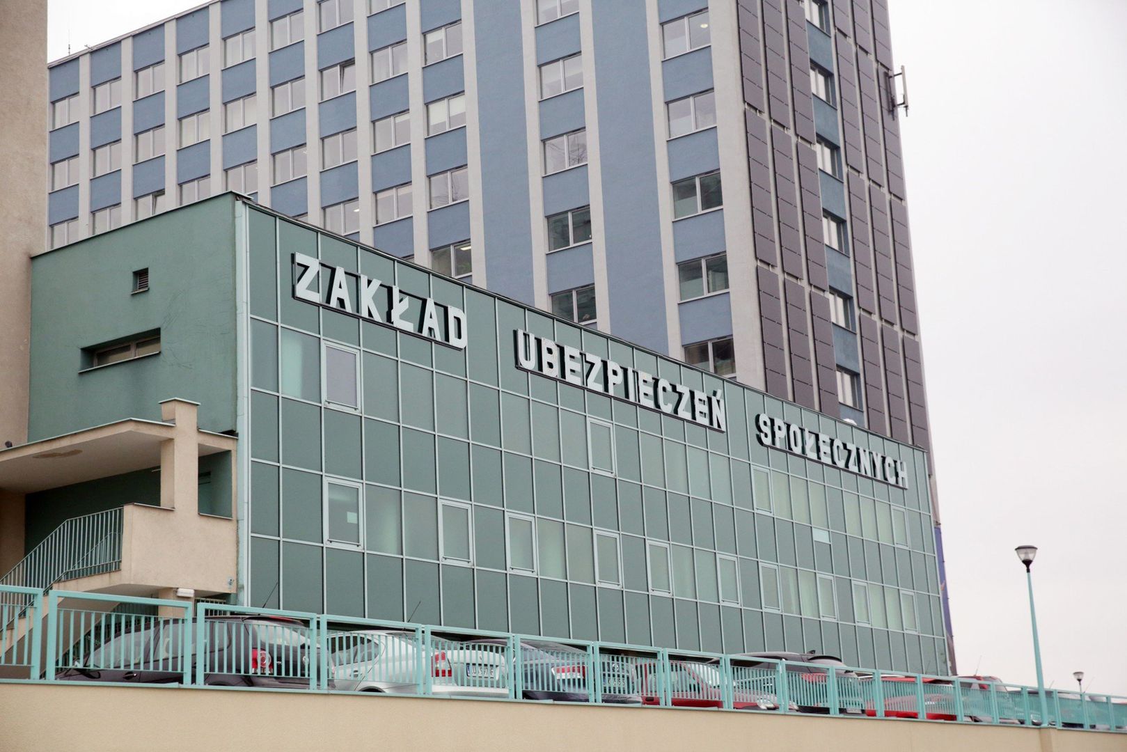 28.10.2021 LUBLIN 
ZUS ZAKLAD UBEZPIECZEN SPOLECZNYCH 
BUDYNEK ZANA 

NZ 


FOT. LUKASZ KACZANOWSKI/POLSKA PRESS