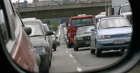 Czasochłonne dojazdy do pracy grożą rozwodem