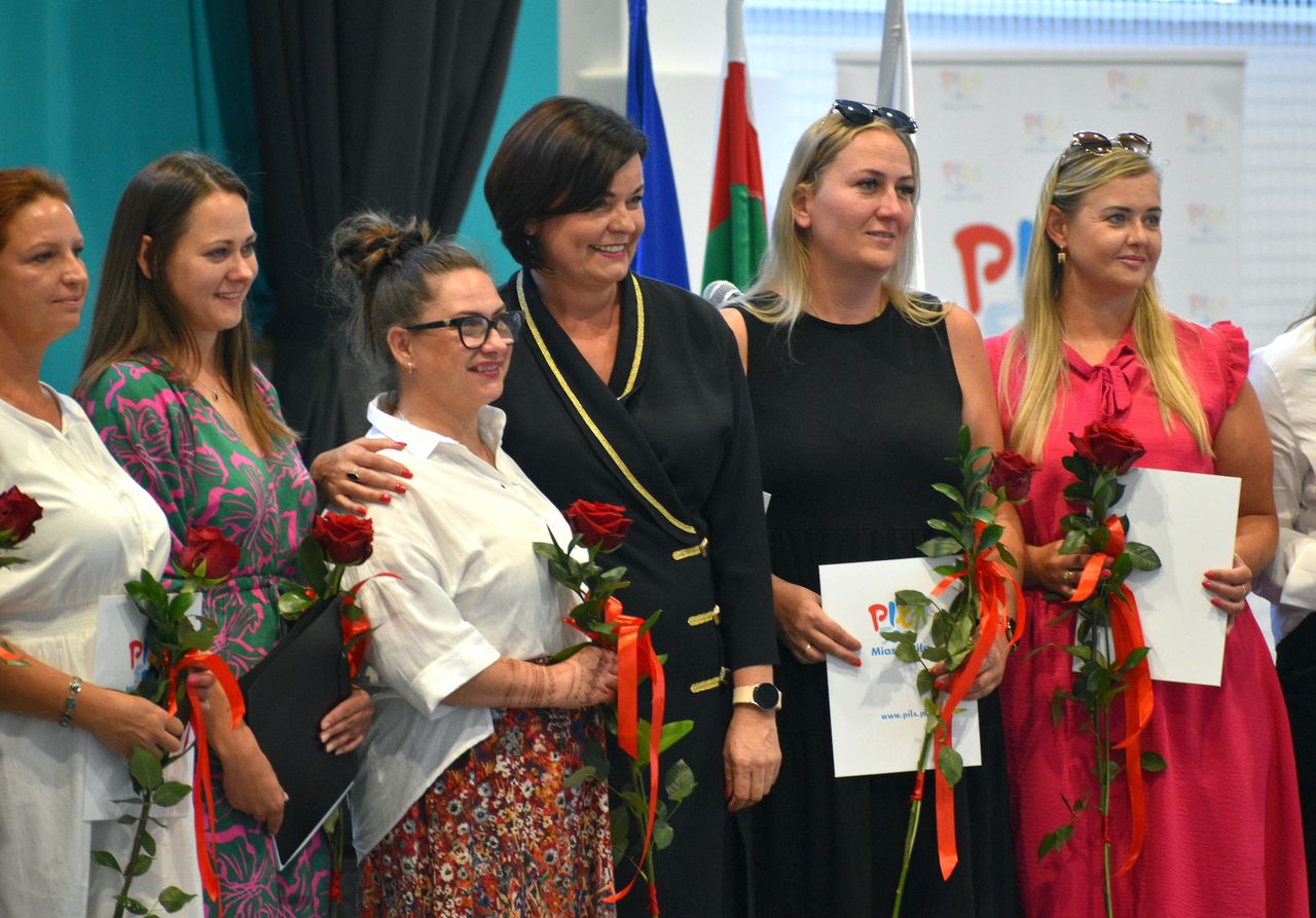 Uczniowie rozpoczęli rok szkolny 2024/2025. Są nowi dyrektorzy pilskich przedszkoli i szkół