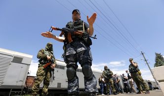 Wojna na Ukrainie. Jaceniuk apeluje do Zachodu: Potrzebujemy broni