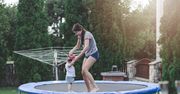 Uwaga na trampoliny. Niebezpieczna rozrywka