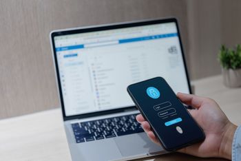 Menedżery haseł z lukami. Mogą poznać dane poufne