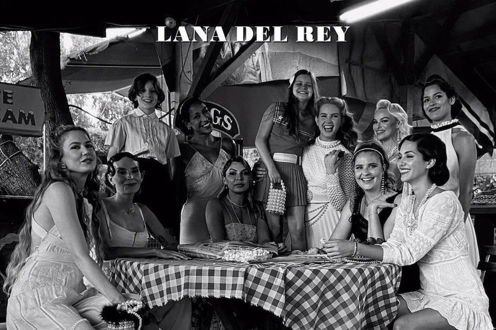 Lana Del Rey powraca! Zobacz klip do nowej piosenki "Chemtrails Over the Country Club"