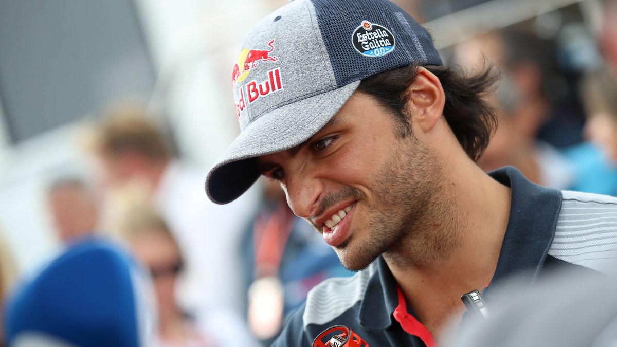 Zdjęcie okładkowe artykułu: Materiały prasowe / Red Bull / Na zdjęciu: Carlos Sainz jr.