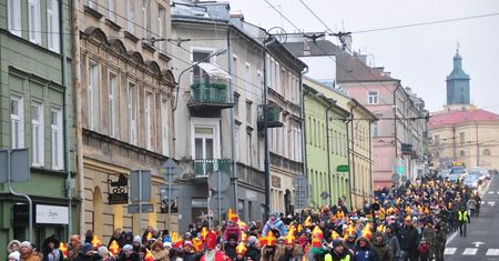 W niedzielę Orszak Świętego Mikołaja. Barwny korowód ulicami Lublina, koncerty, kiermasz, prezenty [PROGRAM]