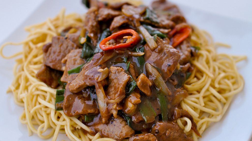 Gotowana wołowina zrazowa dolna (samo mięso)