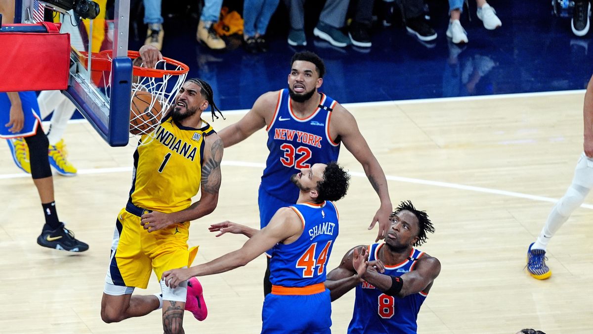 PAP/EPA / BRIAN SPURLOCK / Na zdjęciu: mecz Indiana Pacers z New York Knicks