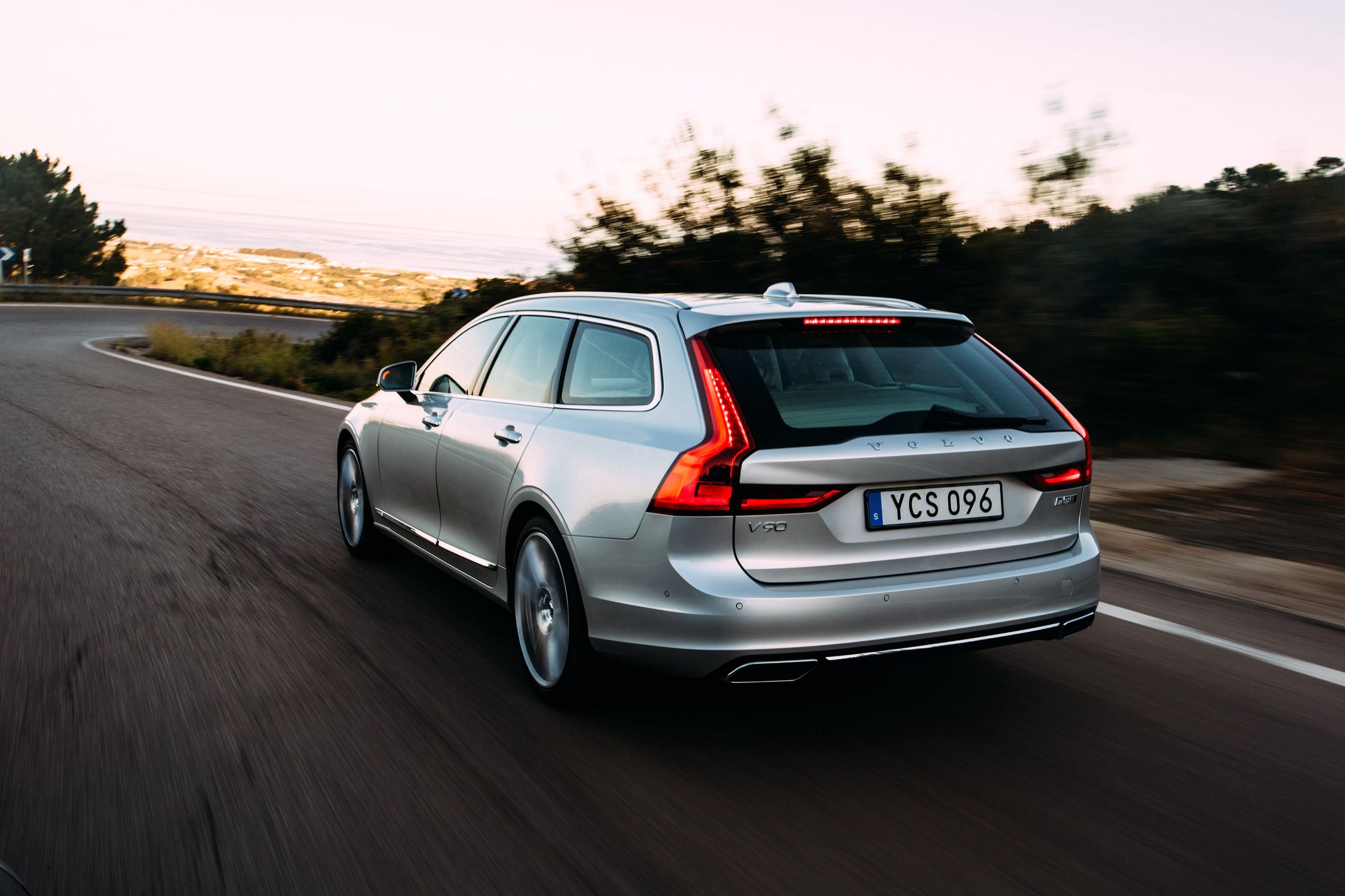 Volvo V90 3