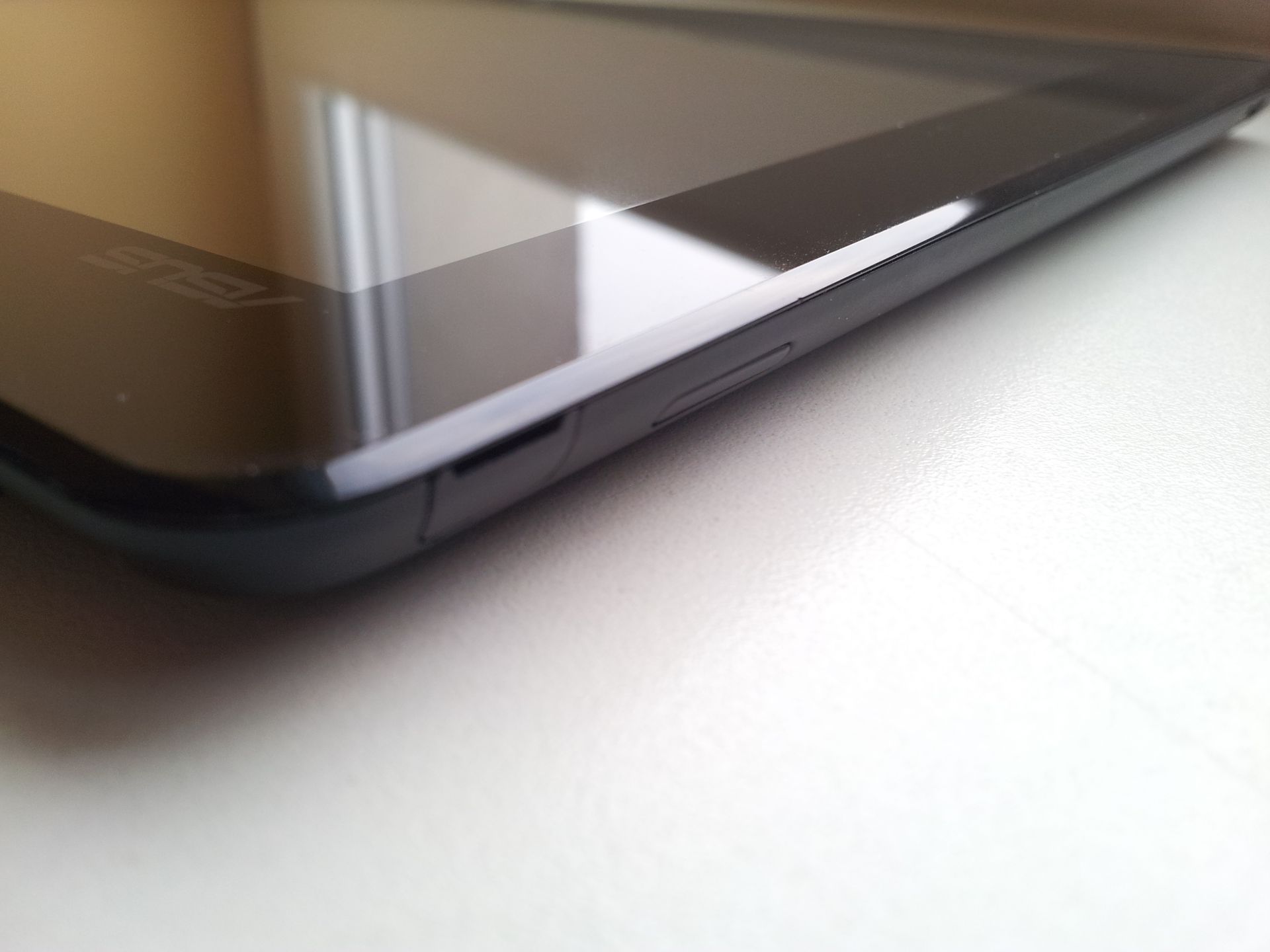 Asus VivoTab Smart - tani, ale czy dobry? [test] 3