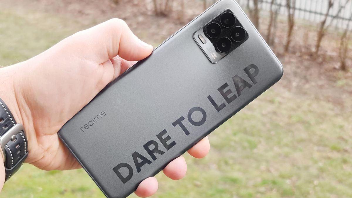 Test najtańszego smartfonu z aparatem 108 Mpix. realme 8 Pro spełnia swoje obietnice 1