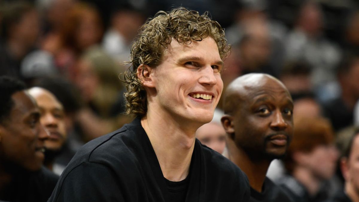 Getty Images / Alex Goodlett / Na zdjęciu: Lauri Markkanen