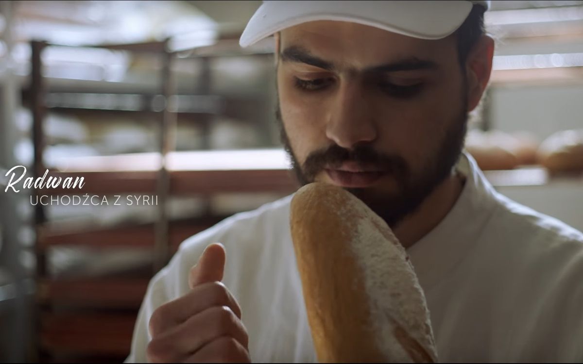 Żyd, gej i uchodźcy ruszą z chlebem w Polskę. "Trzeba spotkać się twarzą w twarz"