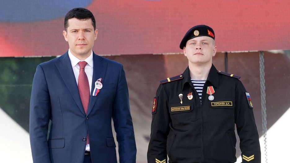 Blokada dostaw towarów do Kaliningradu przez Litwę. Gubernator Obwodu (na fot. po lewej) zapewnia obywateli, że to nie katastrofa