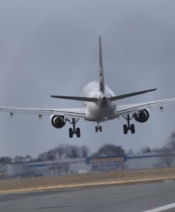 Silny wiatr sprawia kłopoty pilotom samolotów. "Było bardzo turbulentnie"