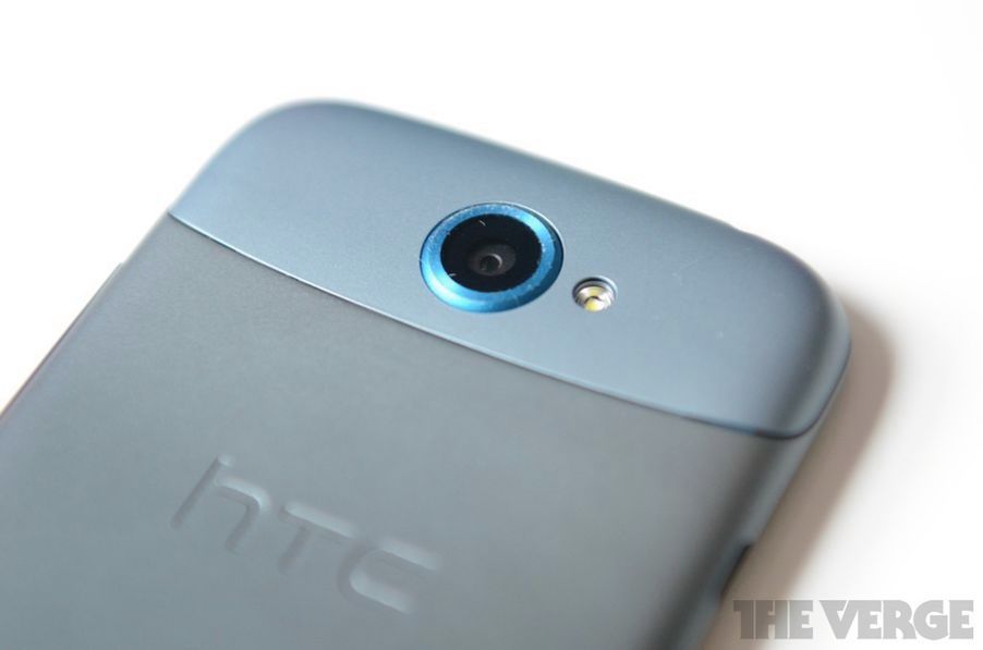 HTC Ville C - czyżby brat One S? 1