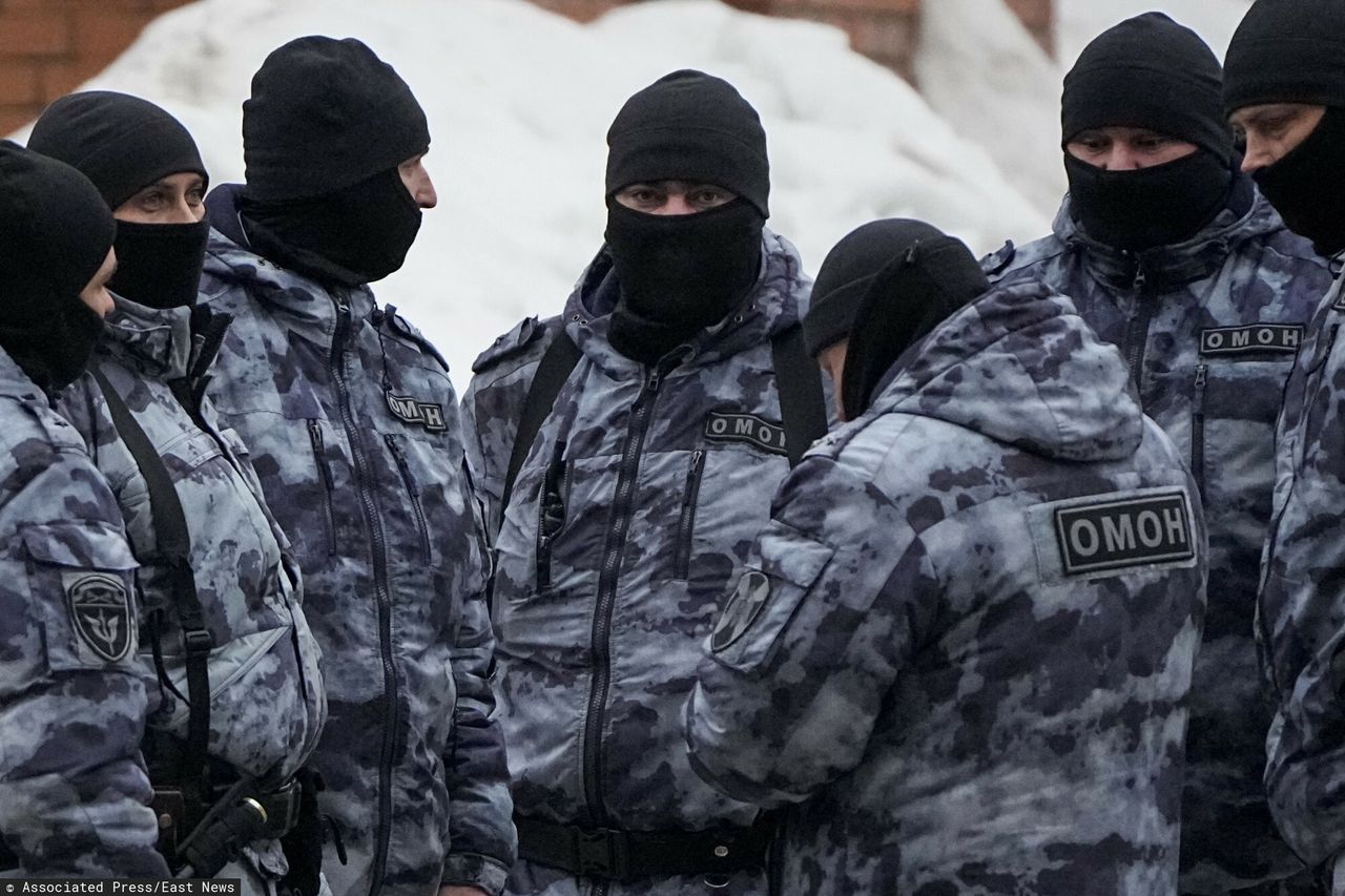 Masowe zatrzymania w Rosji. "Jutro aresztują swój własny cień"