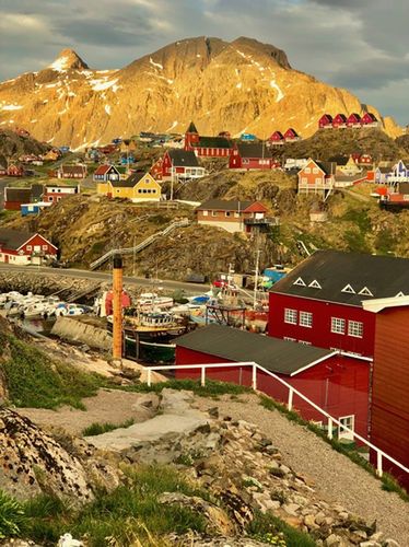 Sisimiut / Fot. Adam Jarniewski "Poznaj Grenlandię"