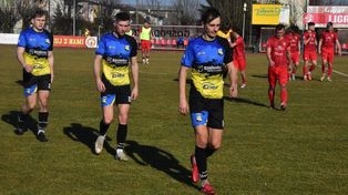 Decathlon 5. Liga mazowiecka grupa II. Proch Pionki na 100-lecie podejmował Drogowca Jedlińsk. Energia Kozienice walczyła o lidera