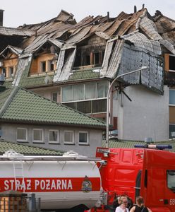 Pożar w Ząbkach. Dach niezabezpieczony, ludzie zaniepokojeni