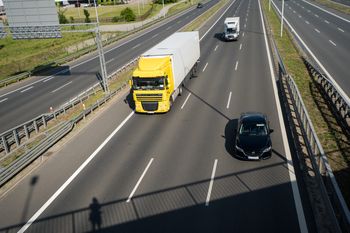 Konflikt na Bliskim Wschodzie. Ekspert z branży TSL widzi szansę dla Polski