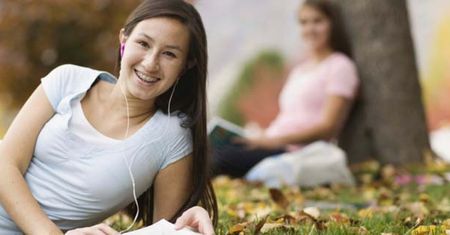 Polscy studenci są biedni, ale bardzo pracowici