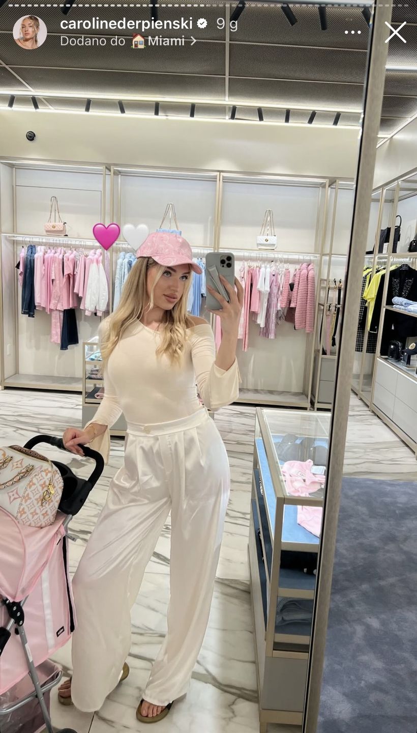 Caroline Derpieński w szale zakupów
