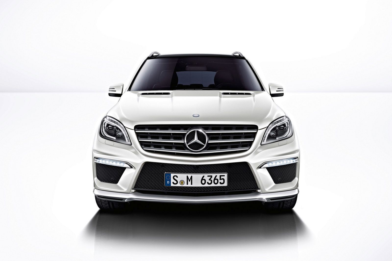 2012 Mercedes-Benz ML63 AMG