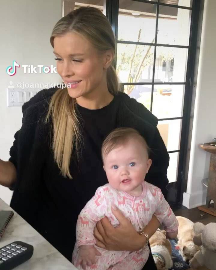 Joanna Krupa i Asha na Tik Toku