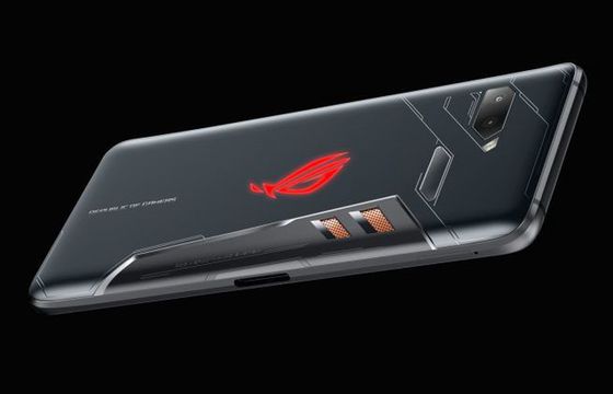 Asus ROG Phone 3 smartfonem sierpnia, OnePlus Nord najlepszy na średniej półce