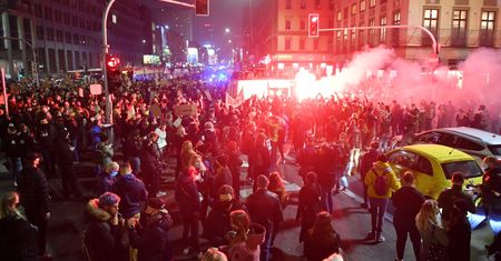 Strajk Kobiet. 14-latek udostępnił post. Odwiedziła go policja