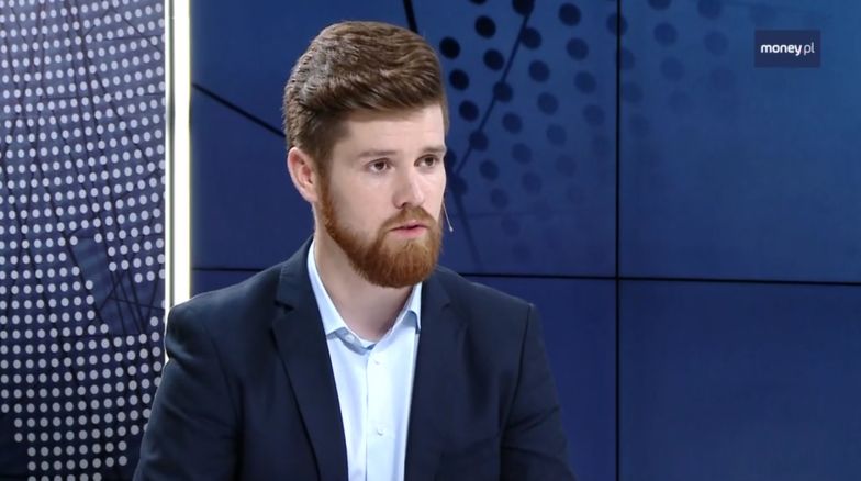 Cyfrowe salony piękności. Jedna trzecia z nich pozwala rezerwować wizytę online