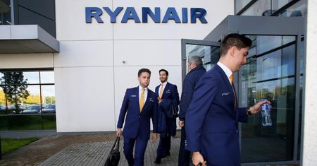 Strajk pilotów Ryanaira. O co walczą? Chodzi nie tylko o pieniądze
