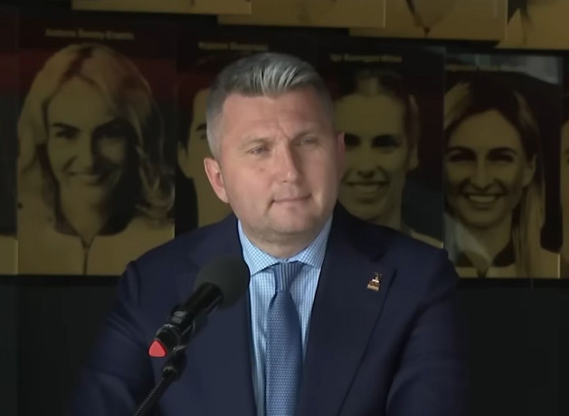 Prezes PKOl daje Zondacrypto kilka dni. "Zerwę umowę, smsy do Krala nie dochodzą"