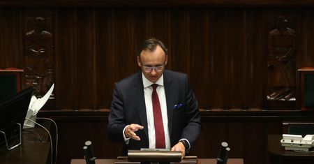 Opozycja nie miała litości. Pawlak pod ostrzałem