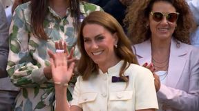 Wszyscy wstali, gdy tylko pojawiła się na meczu Świątek. Zobacz nagranie