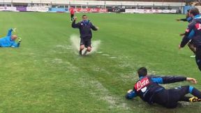 Higuain, Hamsik, Reina. Szalona zabawa w deszczu piłkarzy Napoli