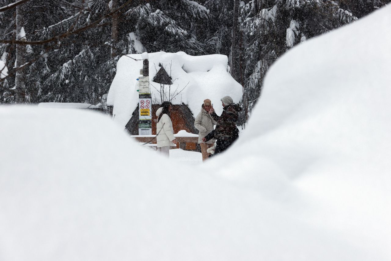 Tatry ponownie otwarte dla turystów. Zamkniętych pozostaje tylko pięć szlaków