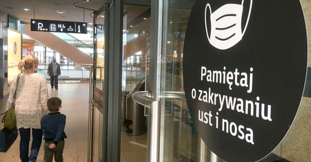 Koronawirus w Polsce. Jest nowe rozporządzenie ws. maseczek