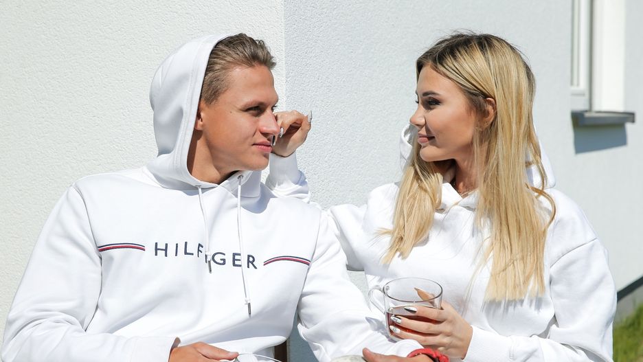 "Love Island": Arsen odniósł się do sytuacji z Angelą.