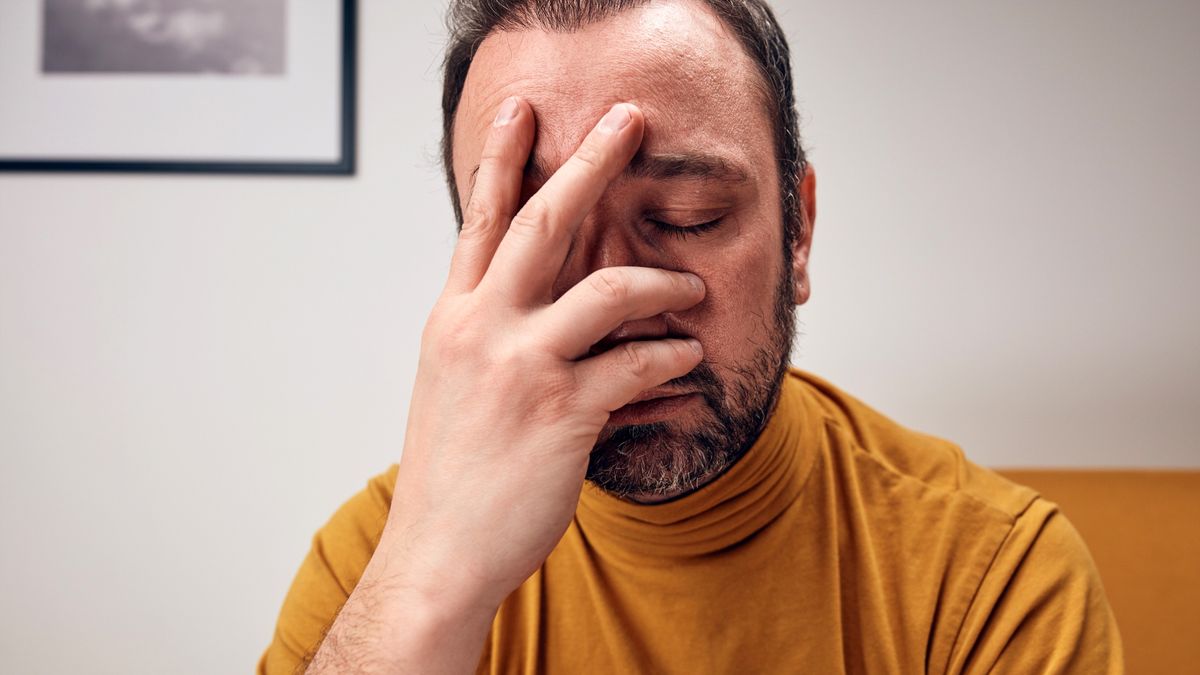 Man with headcahe pain, anxiety, depression, sadness at home.
Man with headcahe pain, anxiety, depression, sadness at home.
m-gucci
cluster headache